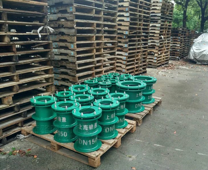 柔性防水套管在管道連接中的優(yōu)越性能有三點